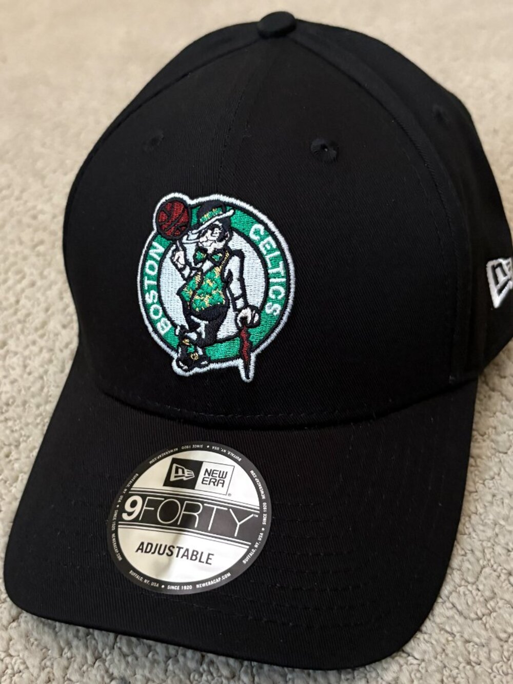 New Era Boston Celtics 9FORTY Black Strapback Adjustable Hat Cap NBA OSFM NWT